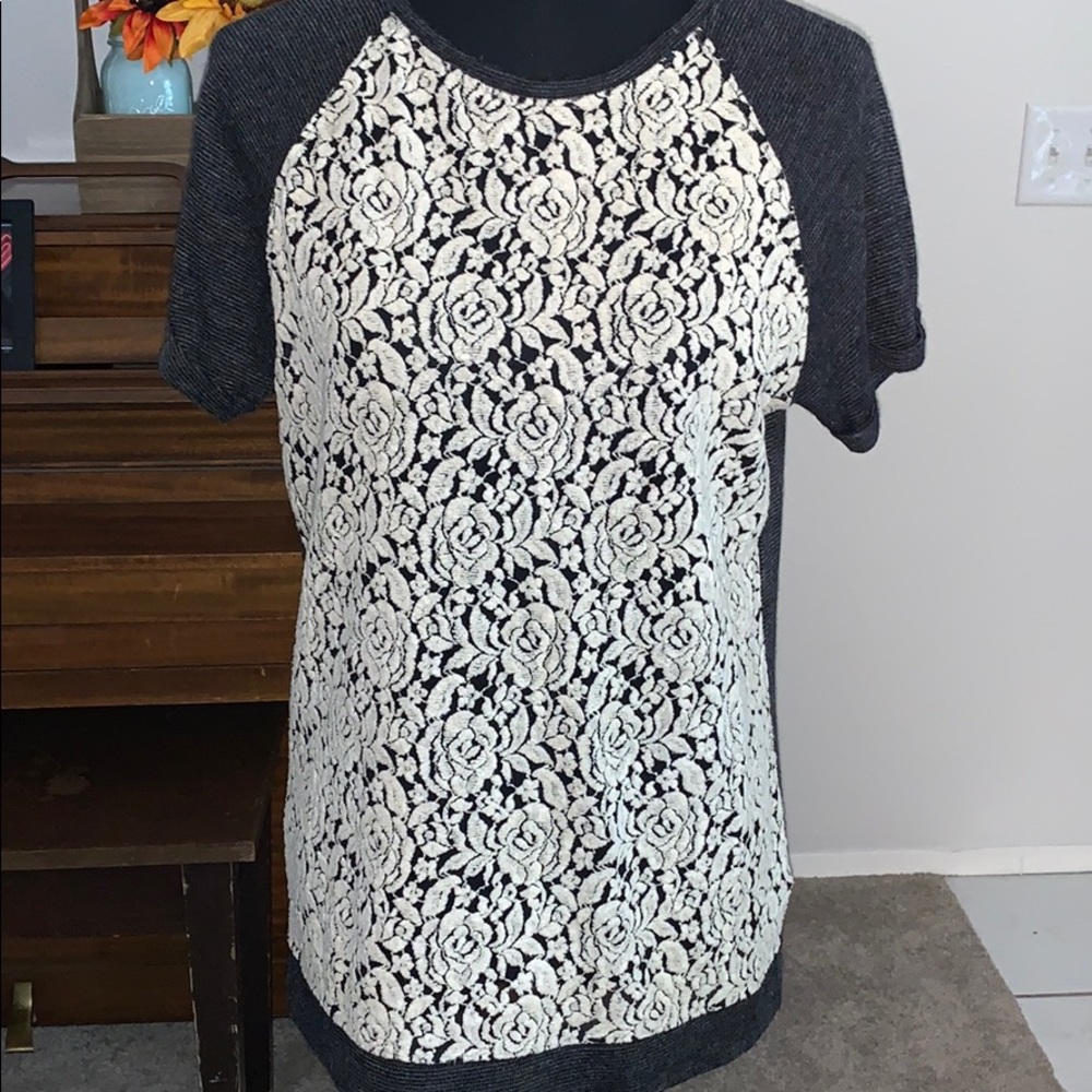 Beautiful short sleeve top